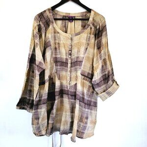 Beverly Drive Women's 24/26 Plaid Pleated 1/4 Button Yoked Scoop Neck LS Tunic